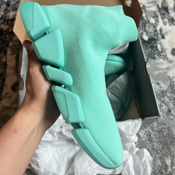 Brand new Balenciaga runners 2.0 - Picture 2 of 7